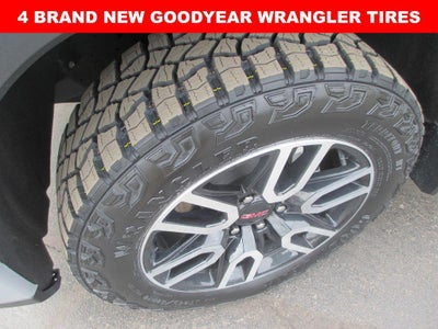 2024 GMC Sierra 1500 AT4