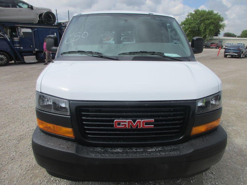 2026 GMC Savana Cargo Base