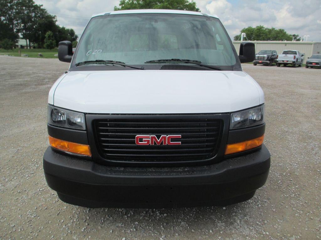 2026 GMC Savana Cargo Base
