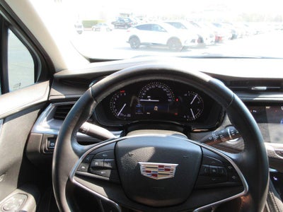 2017 Cadillac XT5 Luxury AWD