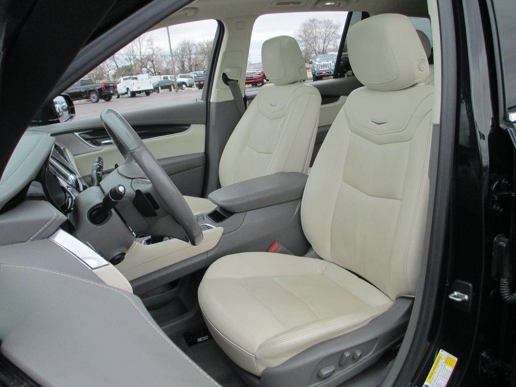 2021 Cadillac XT6 Premium Luxury