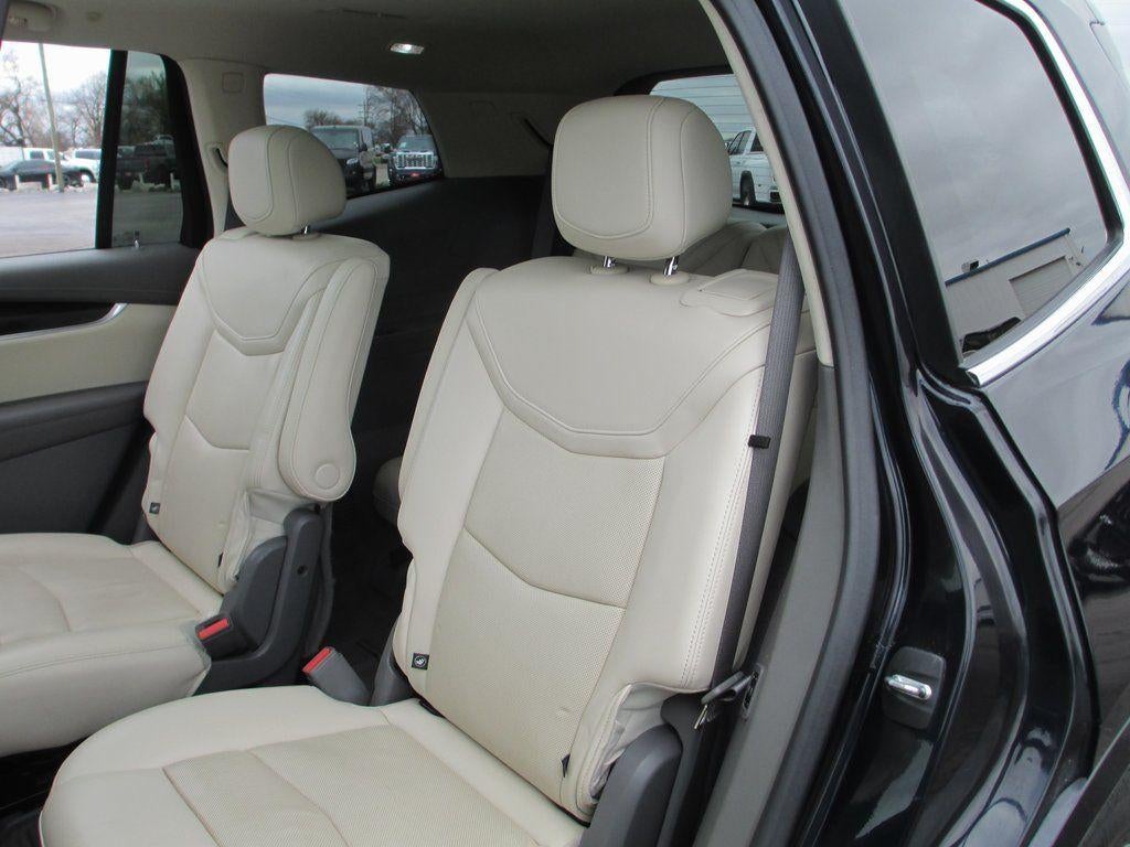 2021 Cadillac XT6 Premium Luxury