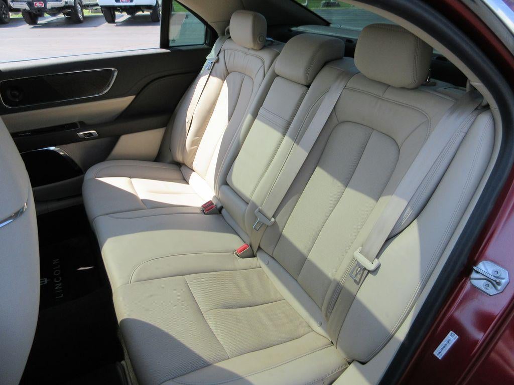 2019 Lincoln Continental Select