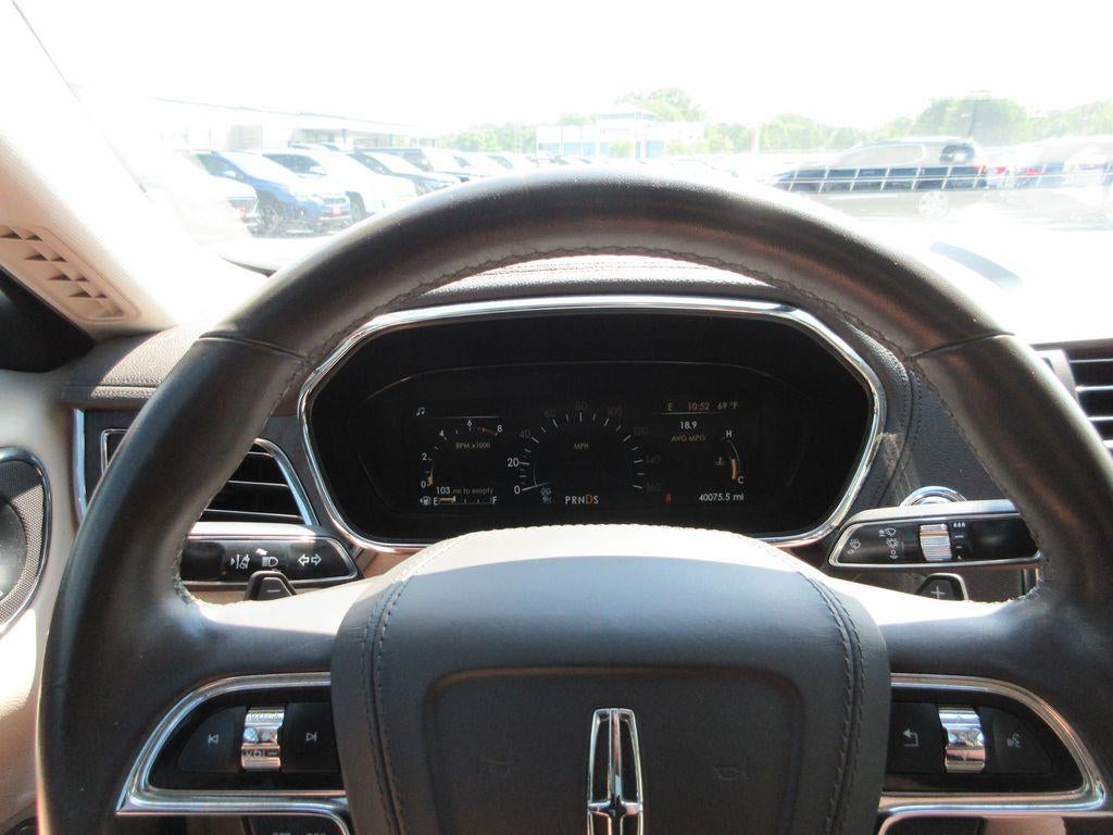 2019 Lincoln Continental Select