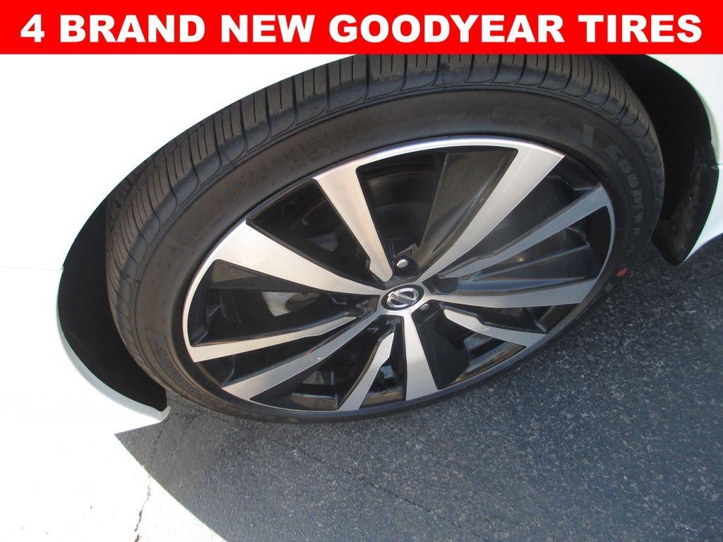 2021 Nissan Altima 2.0 SR