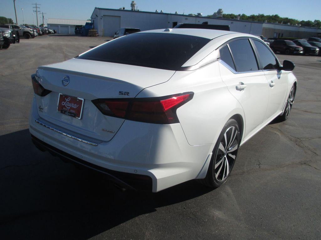 2021 Nissan Altima 2.0 SR