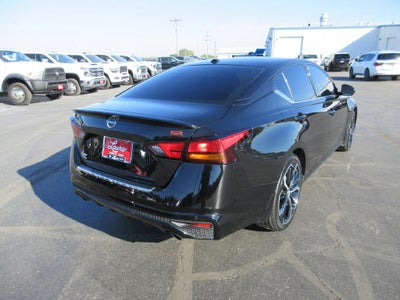 2023 Nissan Altima SR FWD