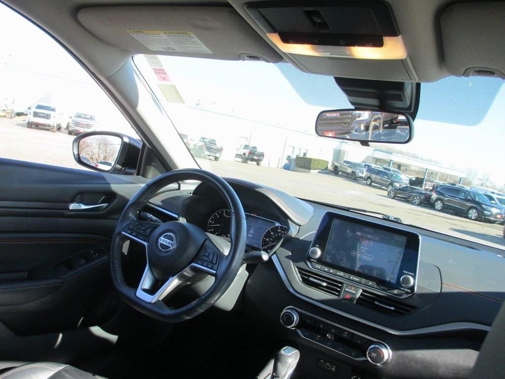 2022 Nissan Altima 2.5 SR