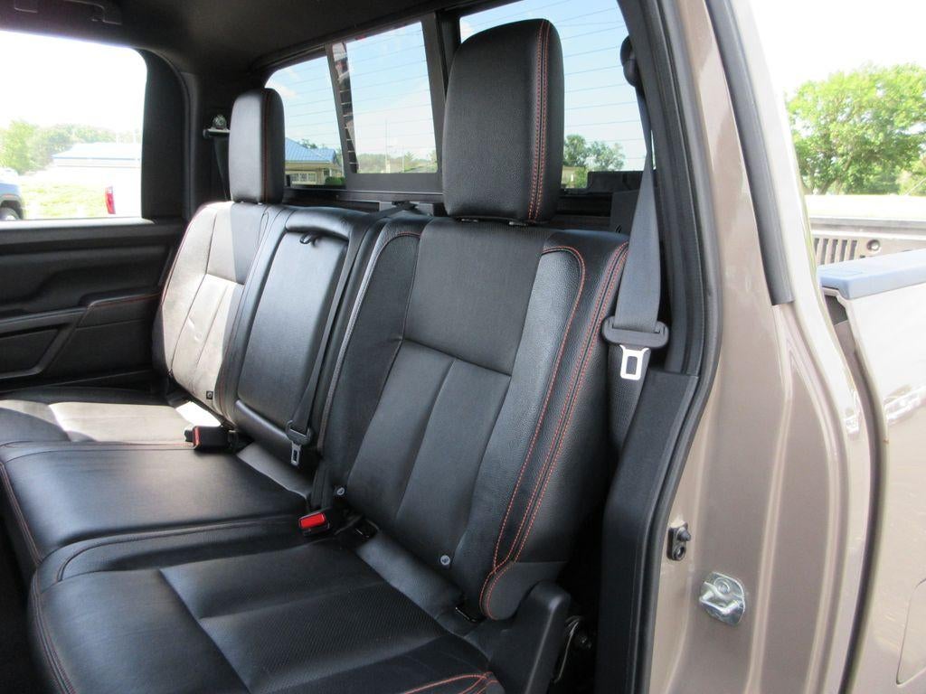 2021 Nissan TITAN Crew Cab PRO-4X 4x4