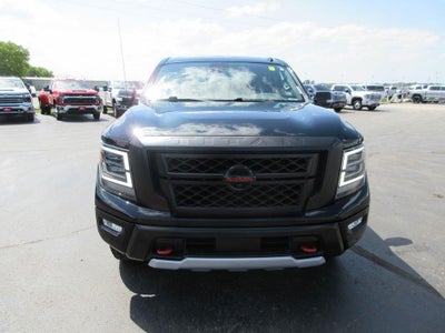 2021 Nissan TITAN Crew Cab PRO-4X 4x4