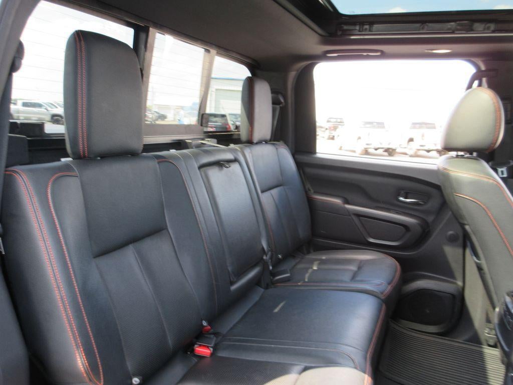 2021 Nissan TITAN Crew Cab PRO-4X 4x4