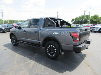2021 Nissan TITAN Crew Cab PRO-4X 4x4