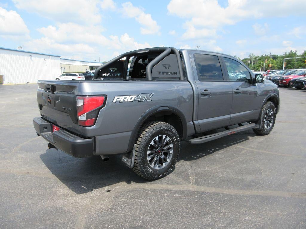 2021 Nissan TITAN Crew Cab PRO-4X 4x4