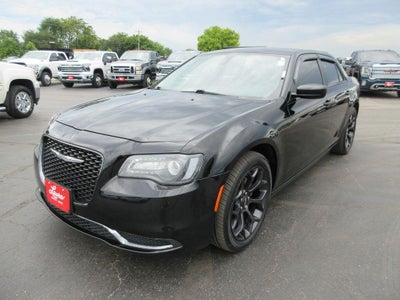 2020 Chrysler 300 Touring