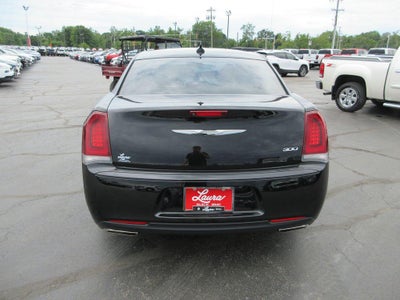 2020 Chrysler 300 Touring