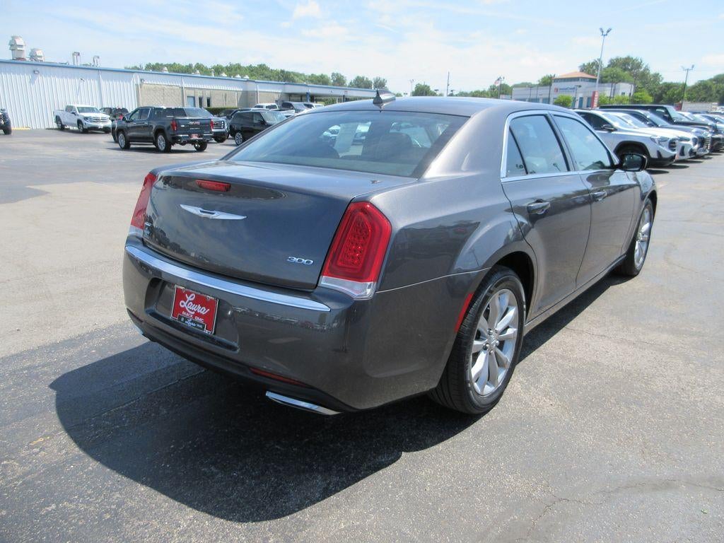 2016 Chrysler 300 Anniversary Edition