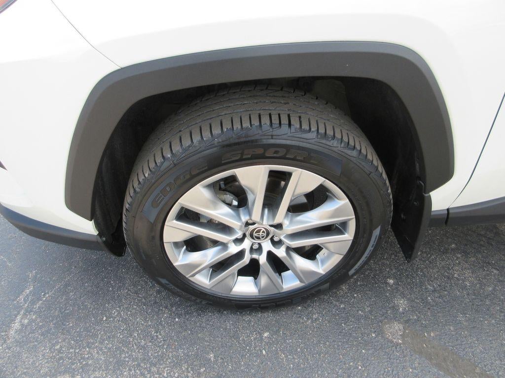 2022 Toyota RAV4 XLE Premium