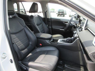 2022 Toyota RAV4 XLE Premium