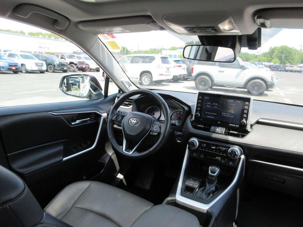2022 Toyota RAV4 XLE Premium