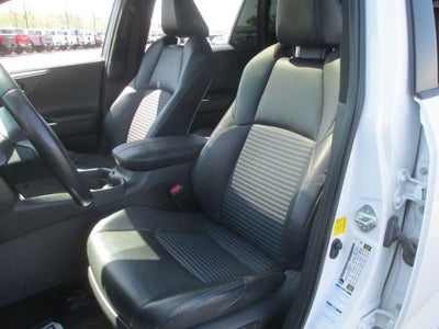 2019 Toyota RAV4 Hybrid XSE