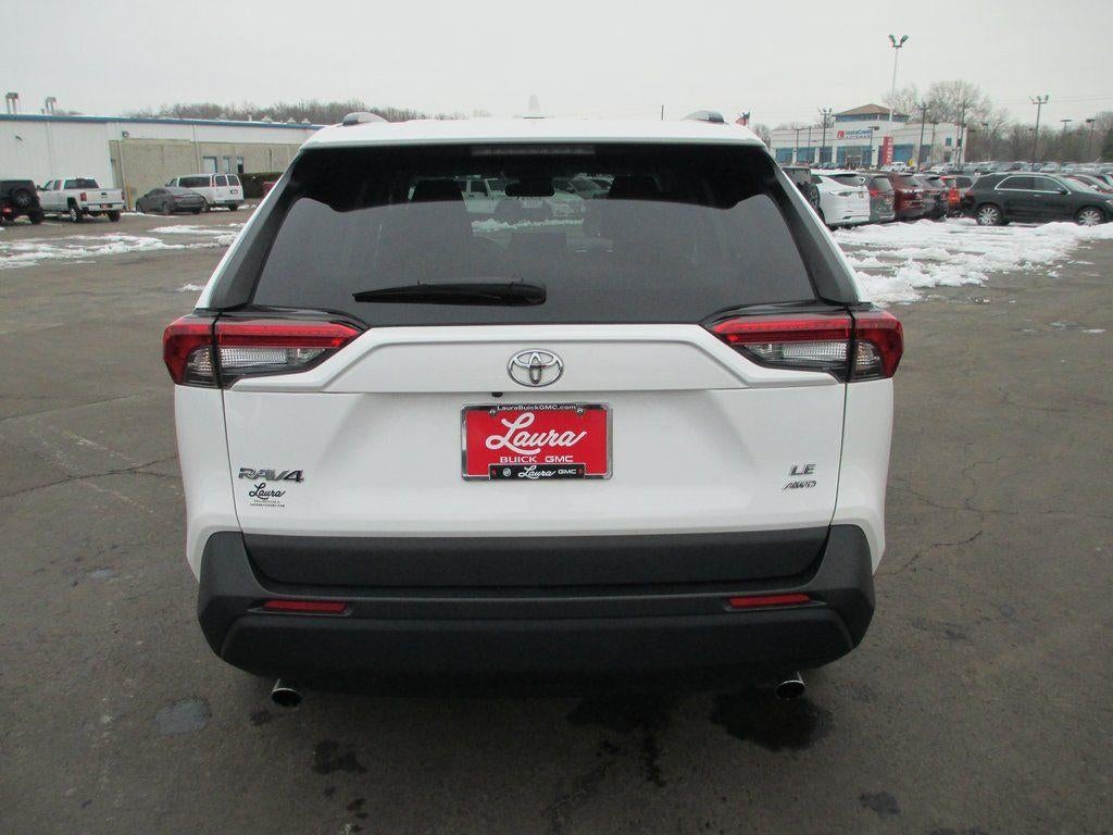 2021 Toyota RAV4 LE