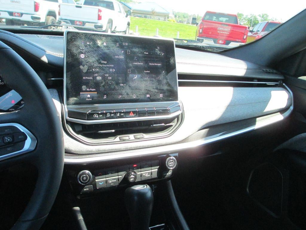 2023 Jeep Compass Latitude Lux