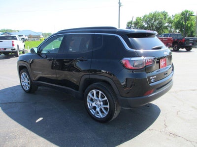 2023 Jeep Compass Latitude Lux