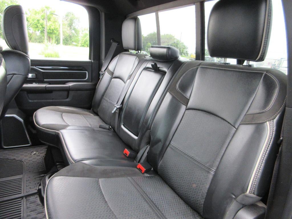 2021 RAM 3500 Laramie Crew Cab 4x4 8' Box