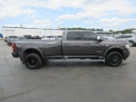 2021 RAM 3500 Laramie Crew Cab 4x4 8' Box