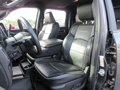 2022 RAM 2500 Laramie Crew Cab 4x4 6'4" Box