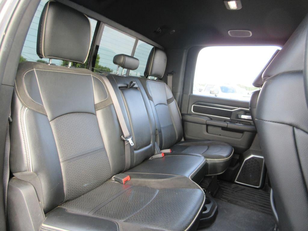 2022 RAM 2500 Laramie Crew Cab 4x4 6'4" Box