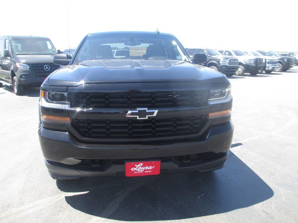 2018 Chevrolet Silverado 1500 Custom
