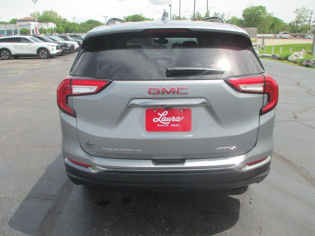 2023 GMC Terrain AT4
