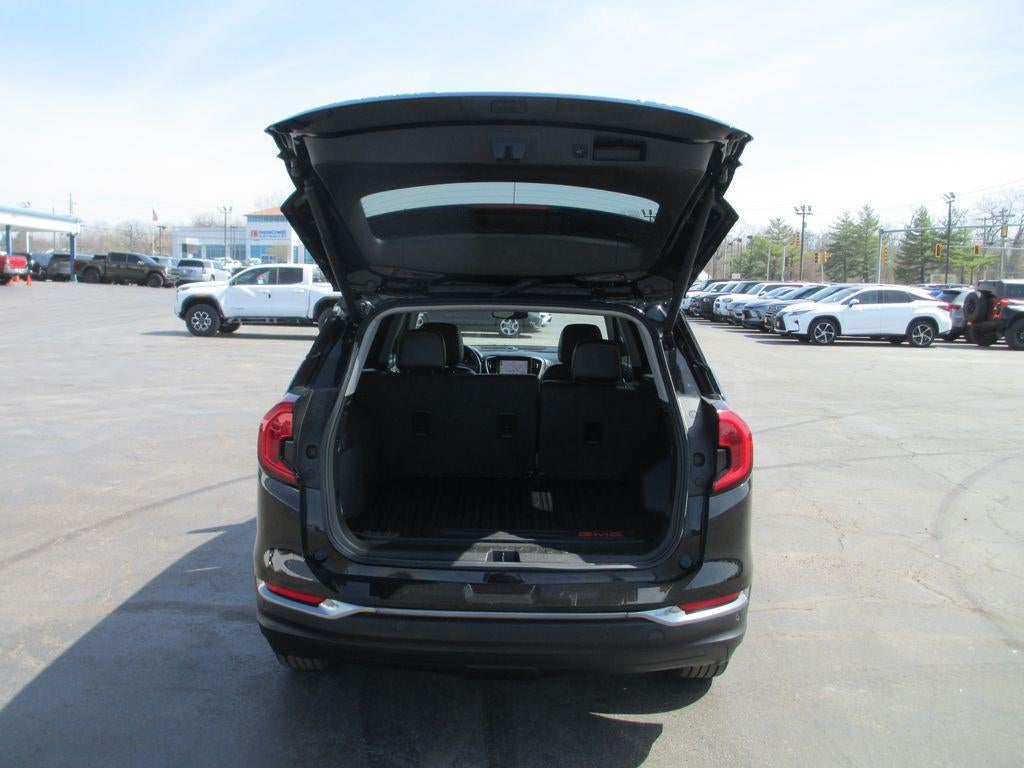 2022 GMC Terrain AT4