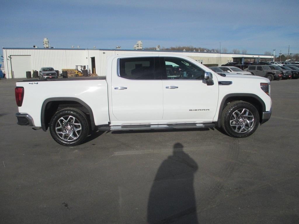 2025 GMC Sierra 1500 SLT