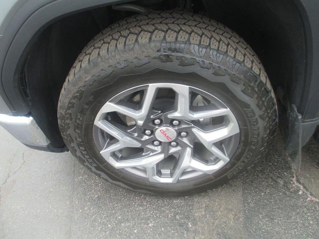 2024 GMC Sierra 1500 SLT