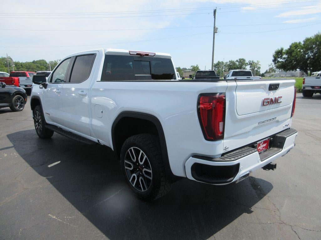 2024 GMC Sierra 1500 AT4