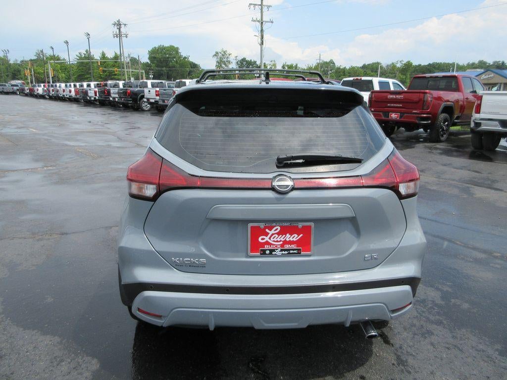 2023 Nissan Kicks SR Xtronic CVT