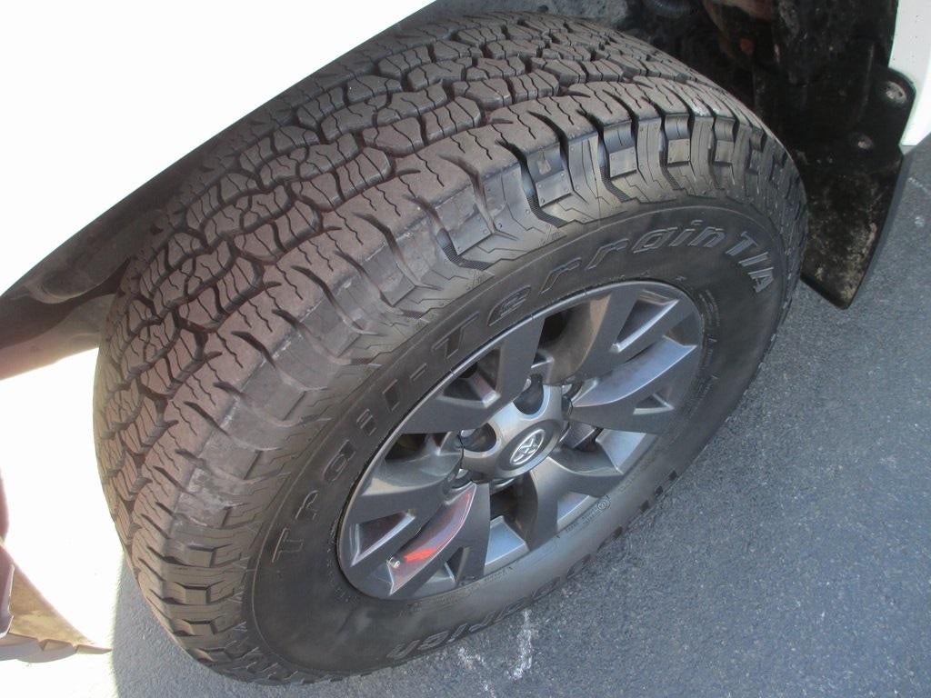 2021 Toyota Tacoma 2WD SR5