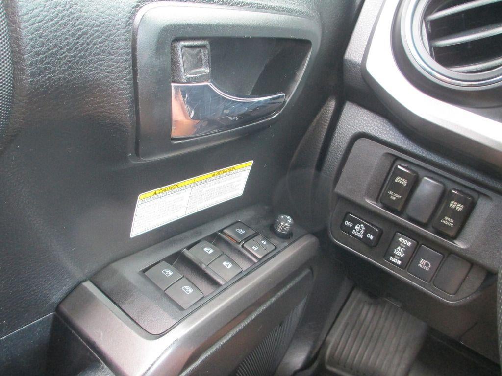 2019 Toyota Tacoma SR5 V6