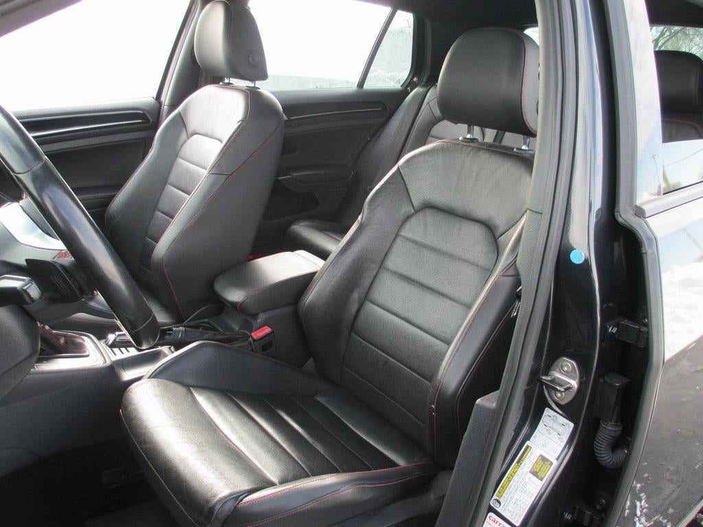 2016 Volkswagen Golf GTI S w/Performance Pkg