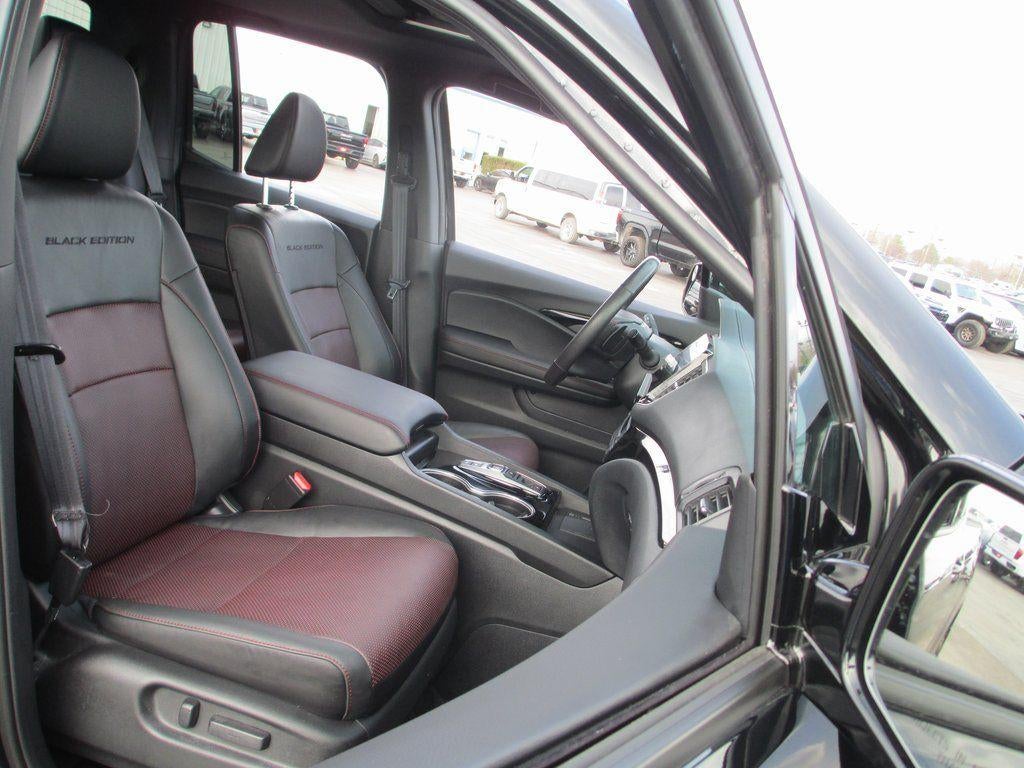 2025 Honda Ridgeline Black Edition