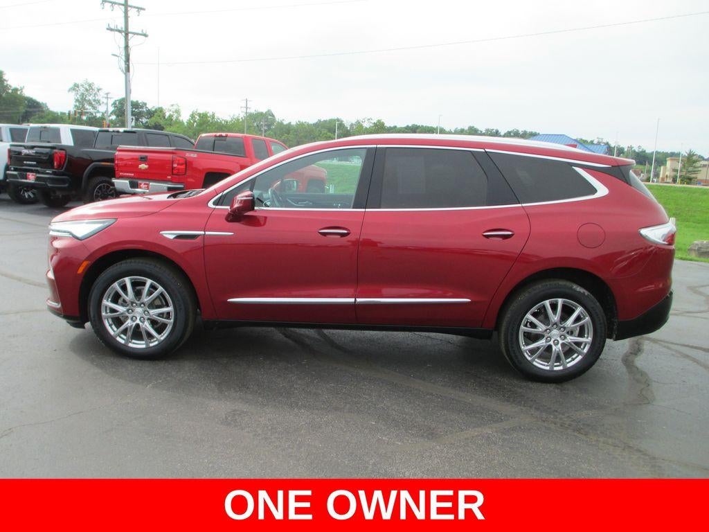 2022 Buick Enclave Essence