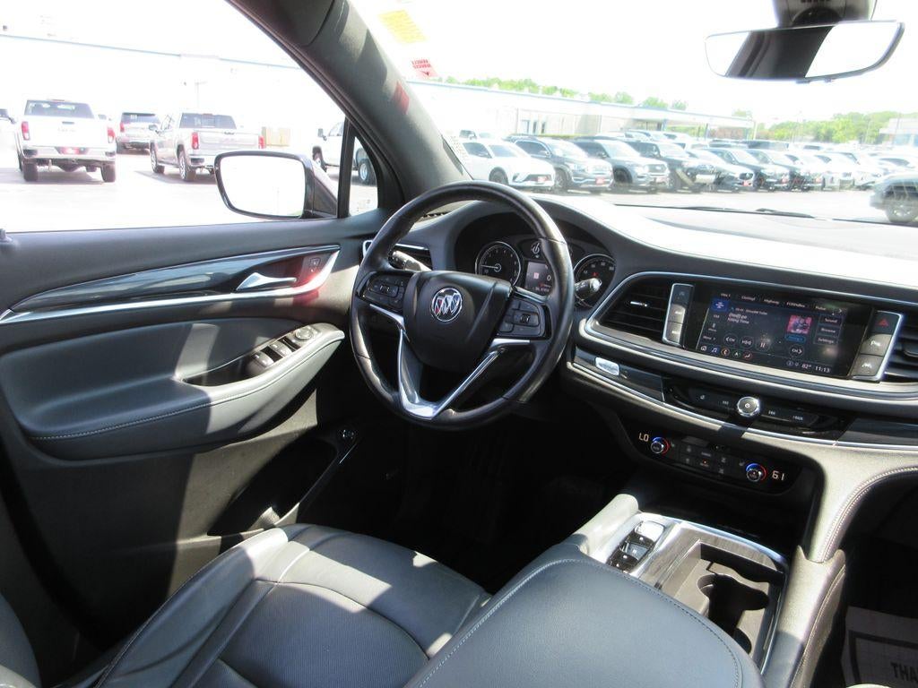 2022 Buick Enclave Essence