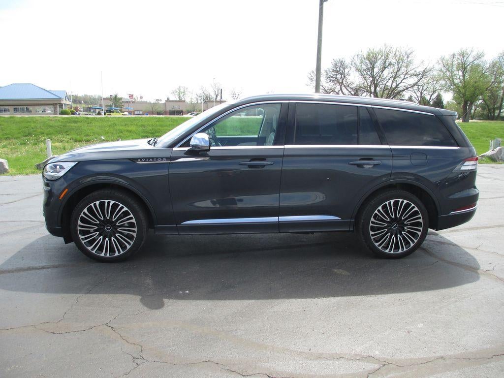 2022 Lincoln Aviator Black Label