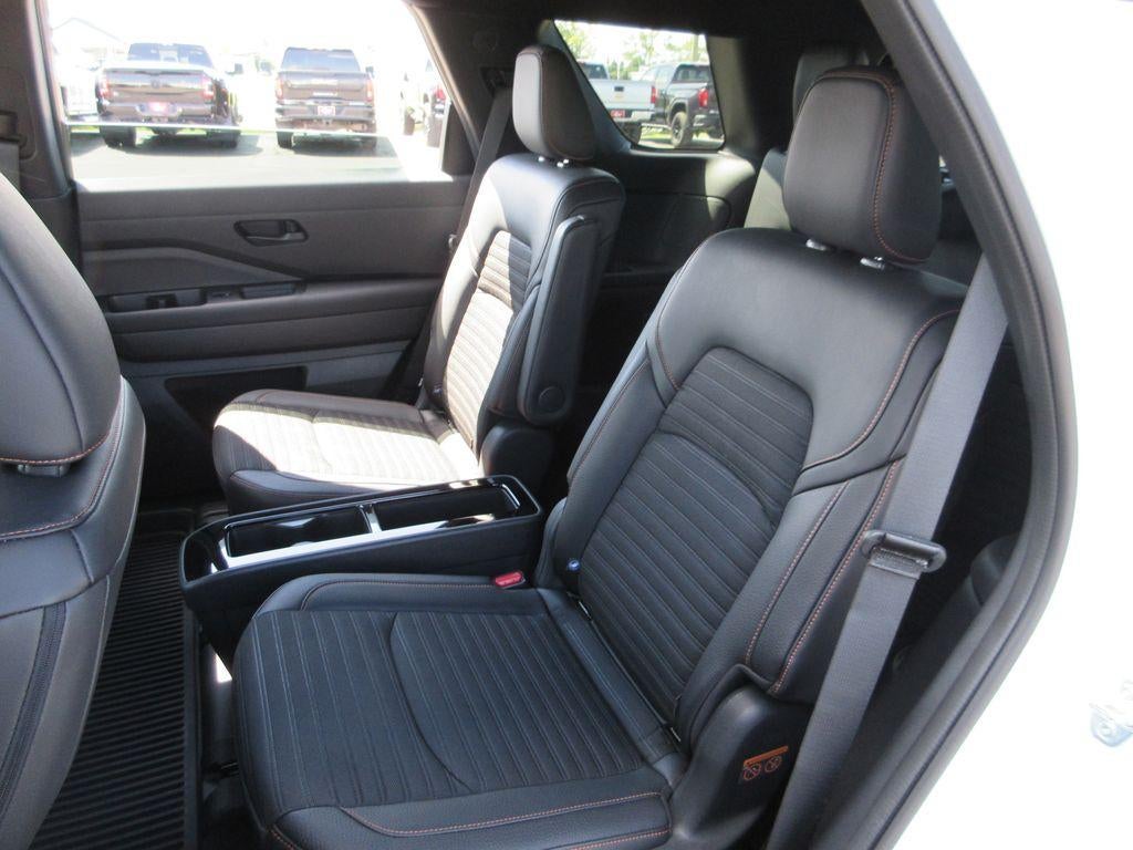 2024 Nissan Pathfinder Rock Creek