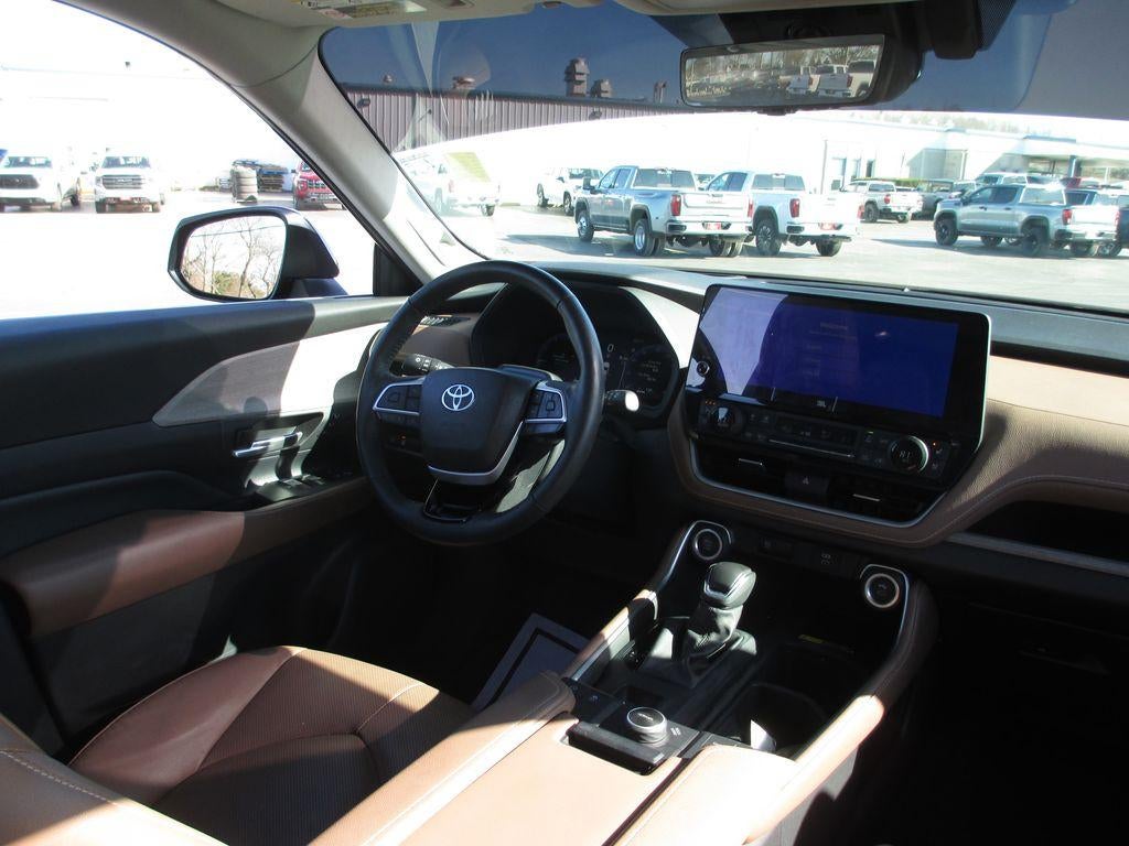 2024 Toyota Grand Highlander Platinum