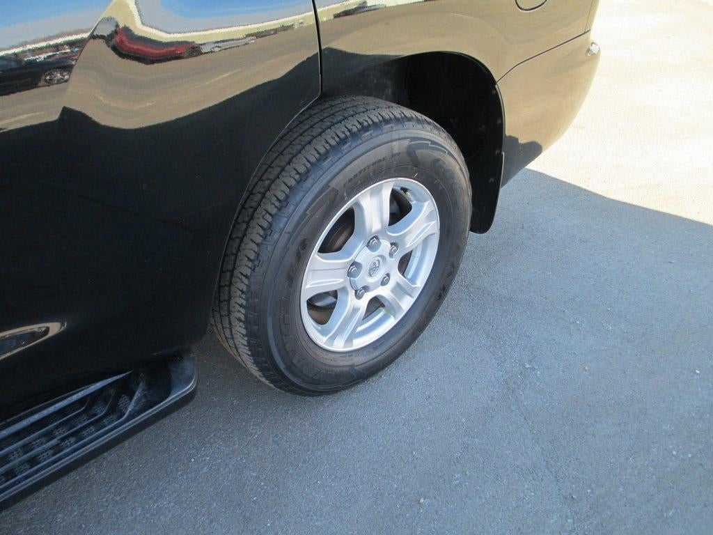 2015 Toyota Sequoia SR5