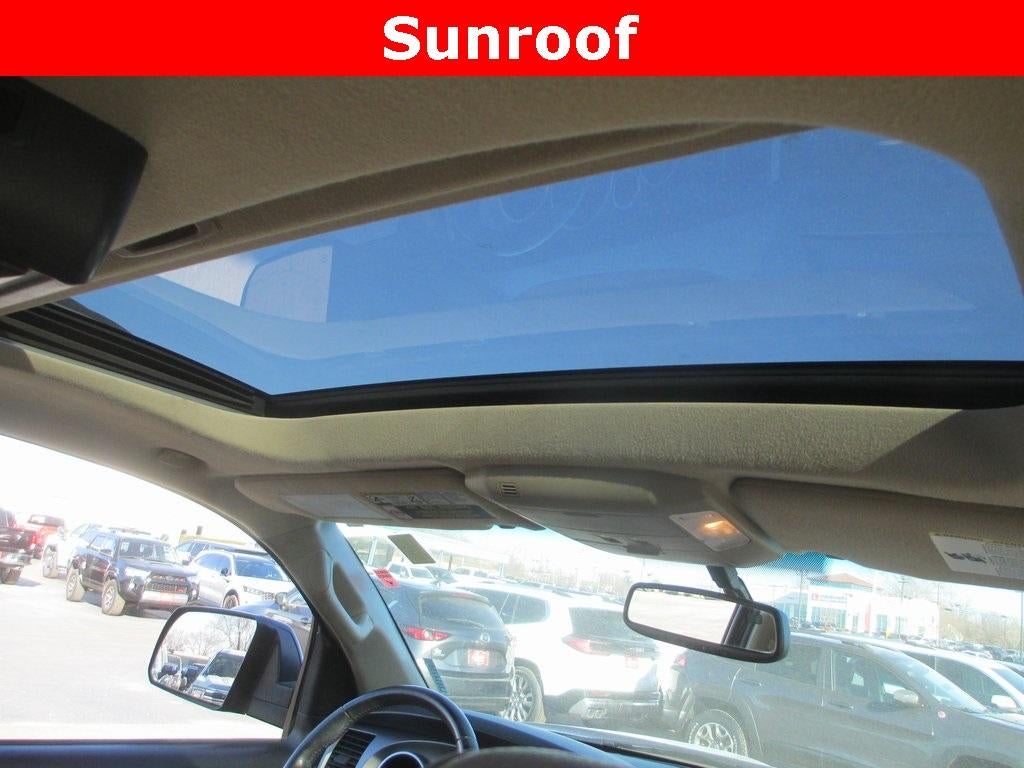 2015 Toyota Sequoia SR5