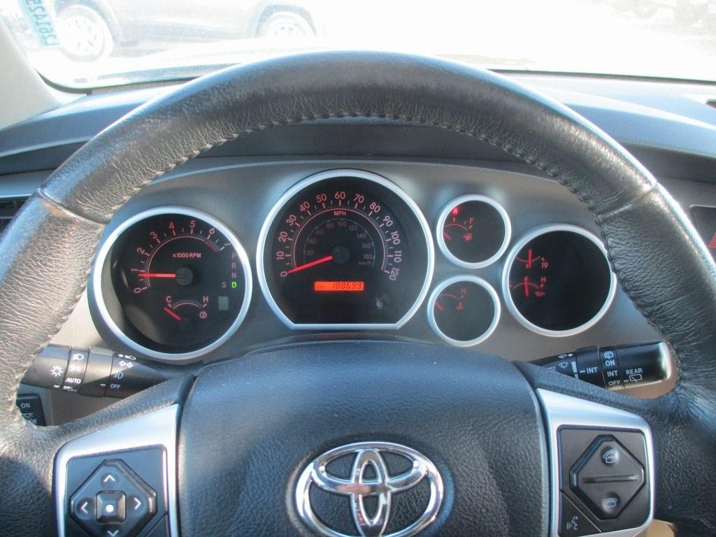 2015 Toyota Sequoia SR5